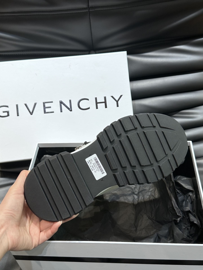 Givenchy Sneakers